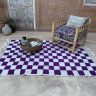 Mauve checkered Moroccan rug Made from wool.